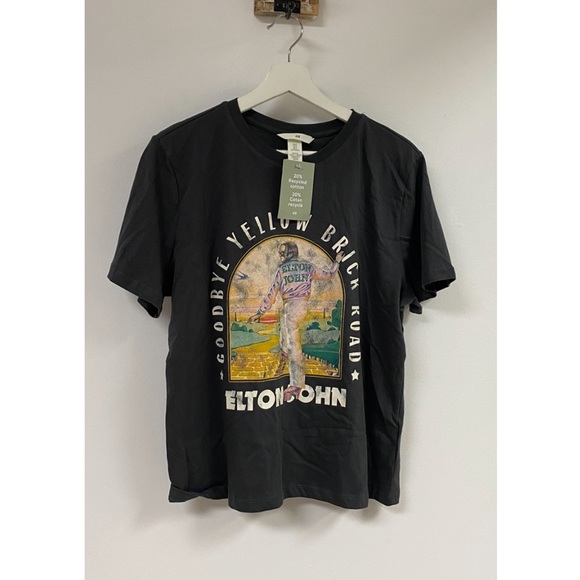 Elton John Concert Tee Shirt. - Picture 1 of 3